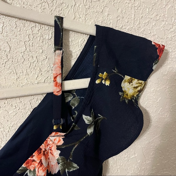 By & By women’s floral print off the shoulder high low hem bubble crepe dress, 0 - Picture 6 of 11